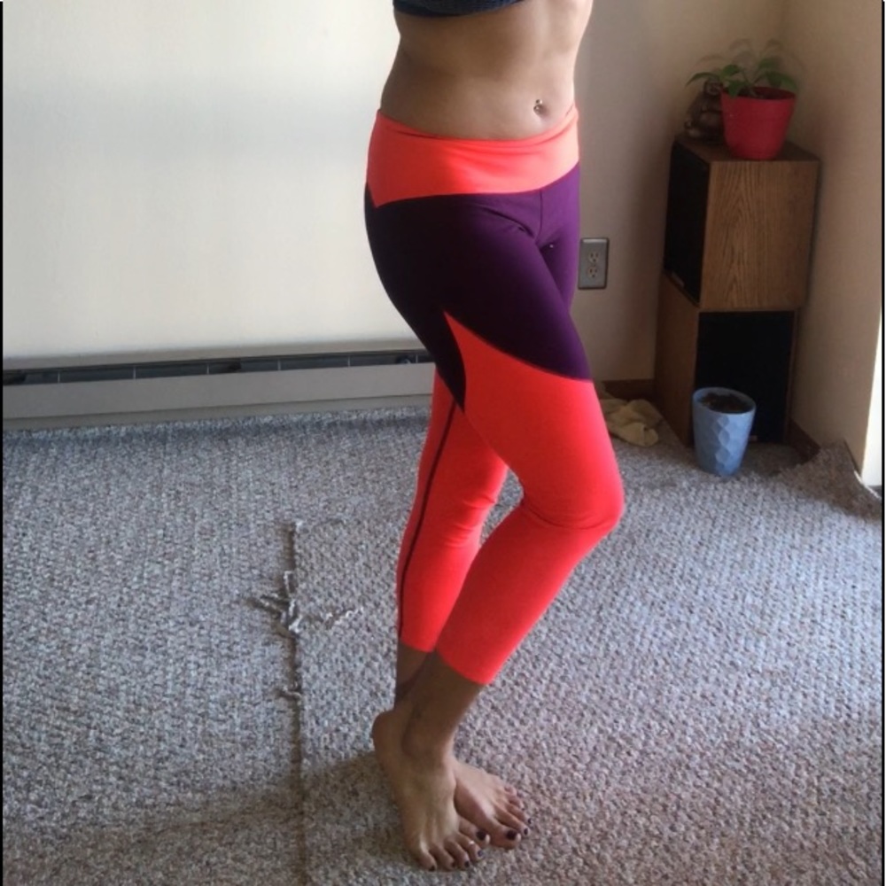 Under armor workout capris!💪🏽💜